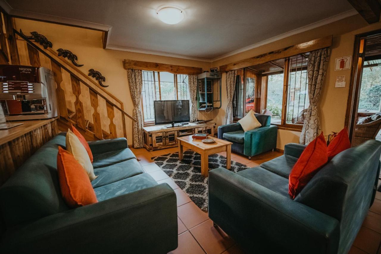 Tsitsikamma Backpackers Pansiyon Stormsrivier Dış mekan fotoğraf