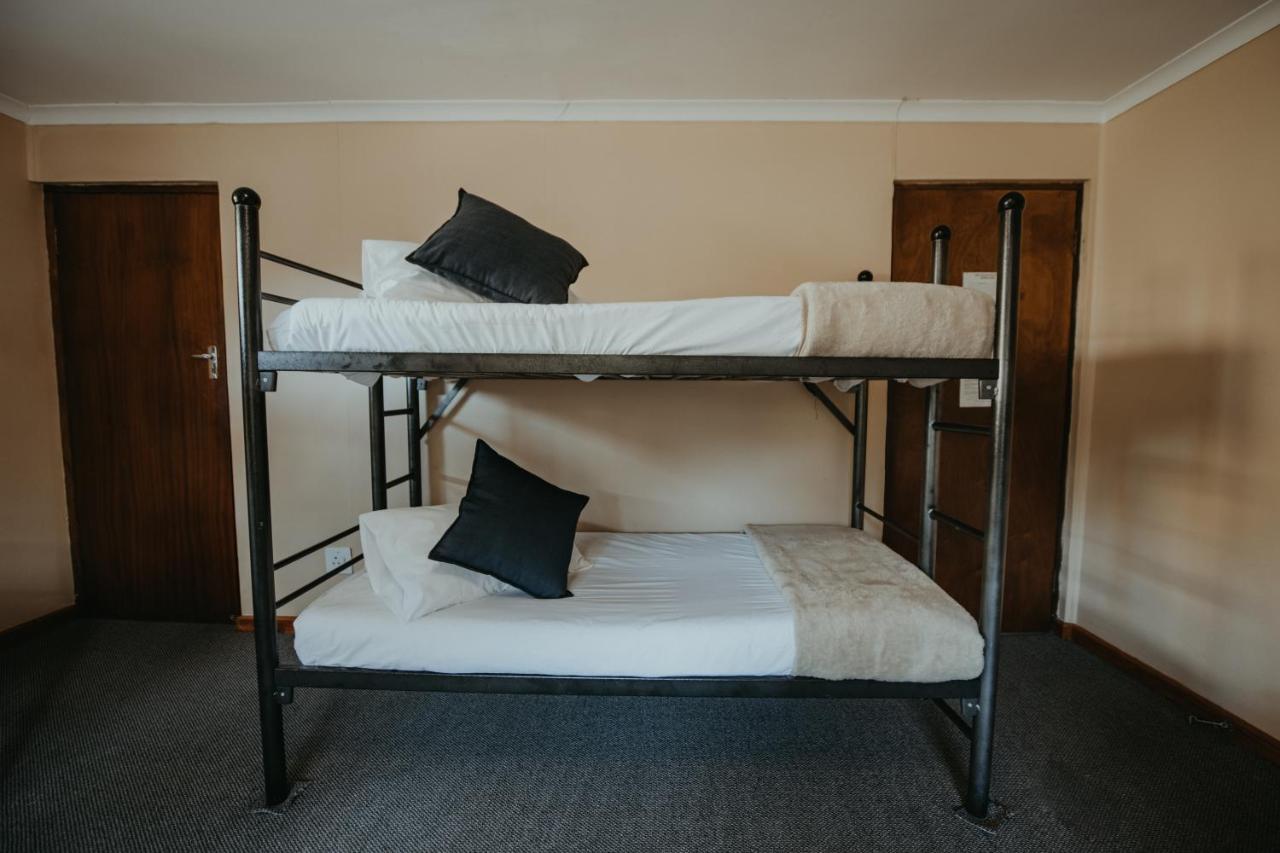 Tsitsikamma Backpackers Pansiyon Stormsrivier Dış mekan fotoğraf